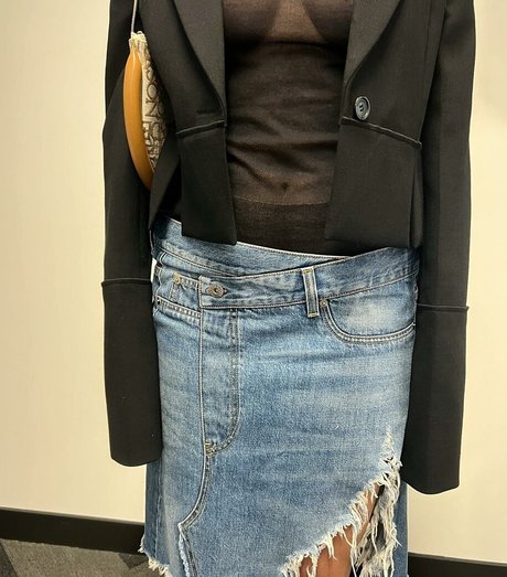 Dafne Keen nude pornstar img