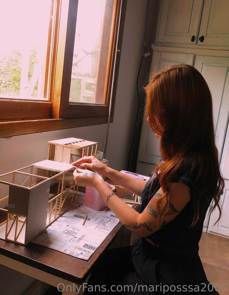 mariposssa2002 hd model img