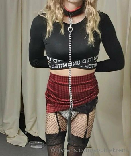 sophiekrens model naked picture