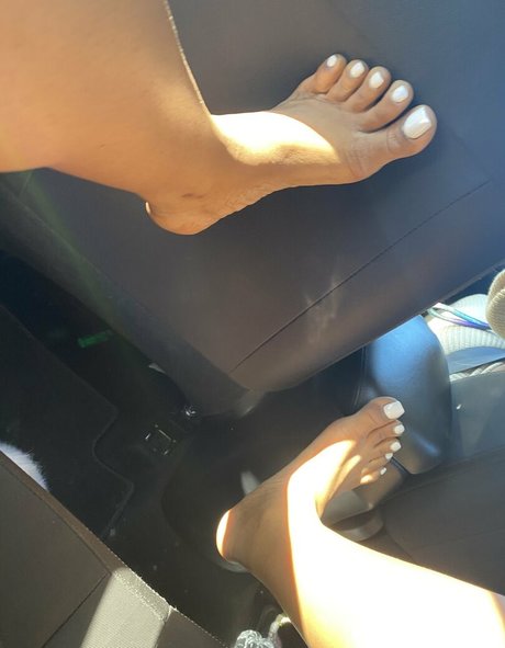 Carameltoesz pornstar free archive