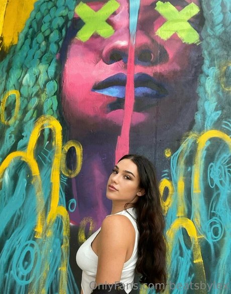 beatsbylex model pornographic picture