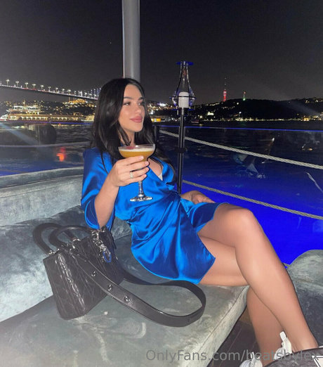 beatsbylex star nude photo