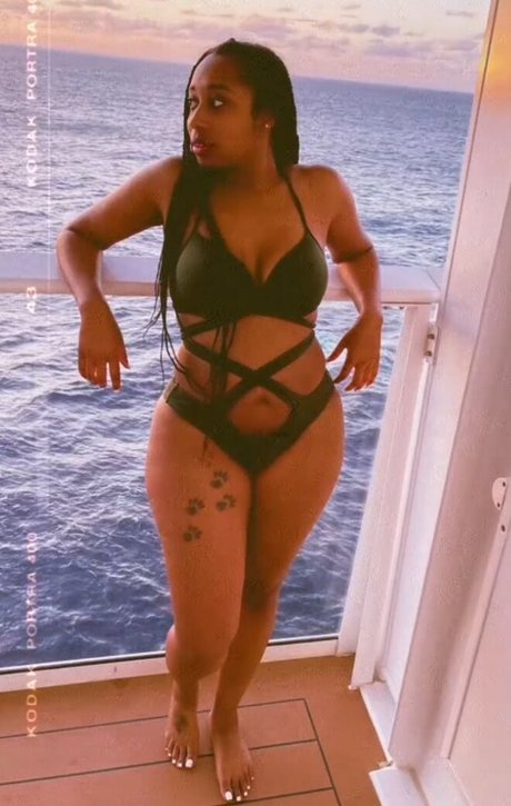 Tiffany Rene model perfect pics