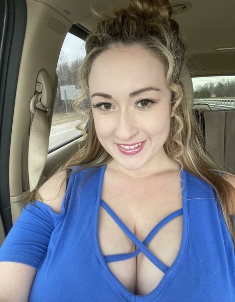 Momdd98 model free pictures