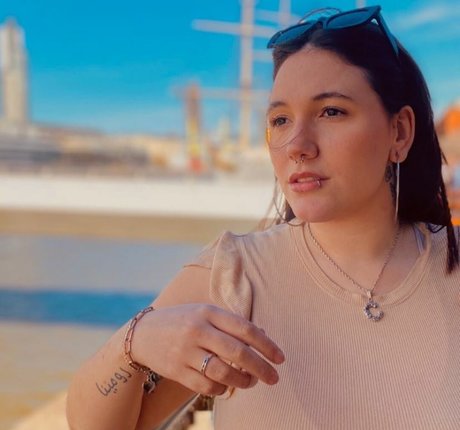 Coti Demozzi model erotic photos