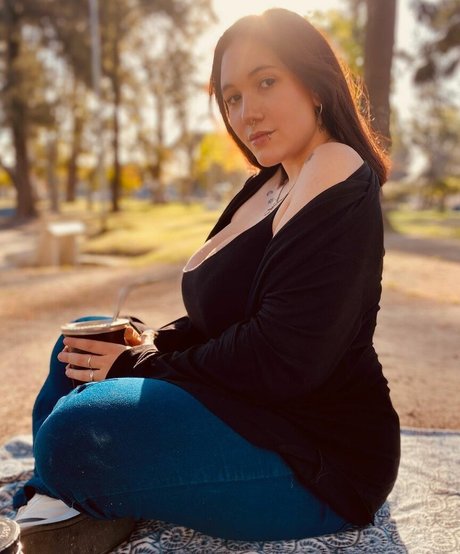 Coti Demozzi nudes actress gallery