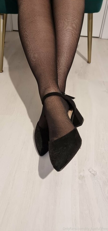 nylon lily free star sex photos