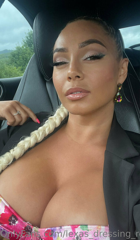 lexas dressing room model sexy gallery