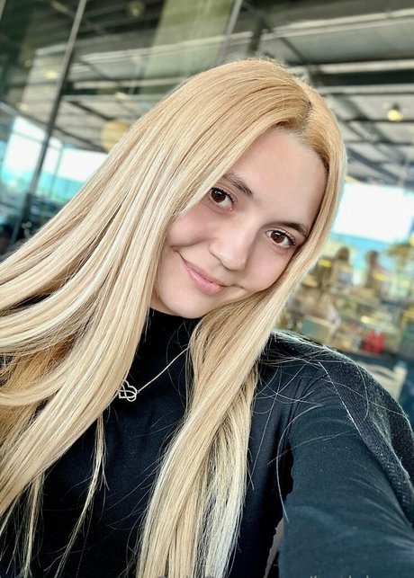 karisha x sex actress photo