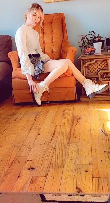 ogfeet star porn photo