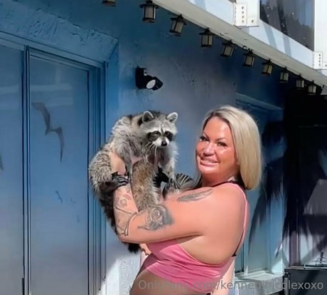 kennedinicolexoxo sexy pornstar pictures