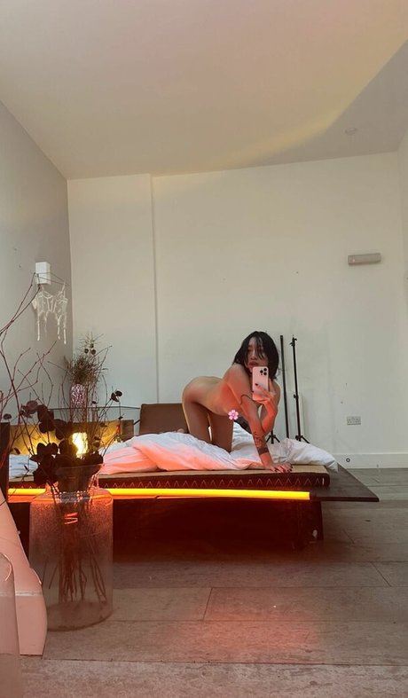 Dieu Linh Vuong model high quality pictures