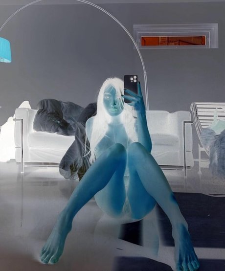 Dieu Linh Vuong pretty star pictures