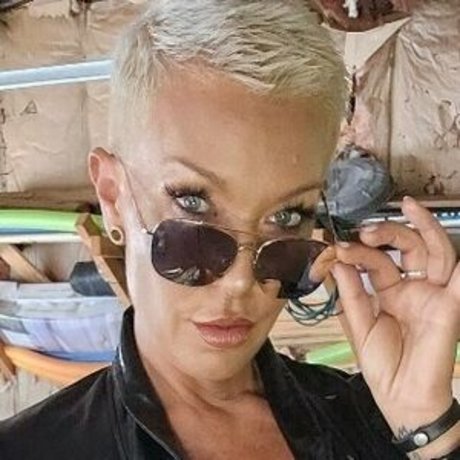 gypsyundersupervised1 hot model photos