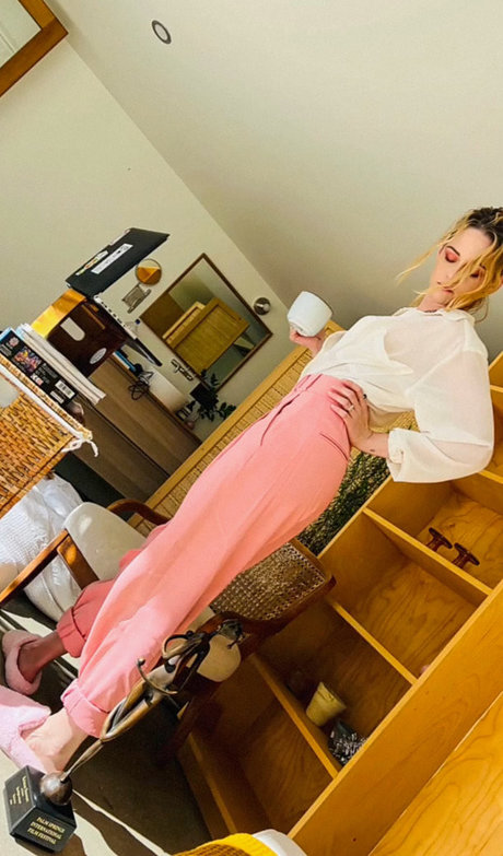 Kristen Stewart exclusive model pic