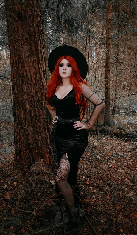 ASMR KittyKlaw naked star gallery