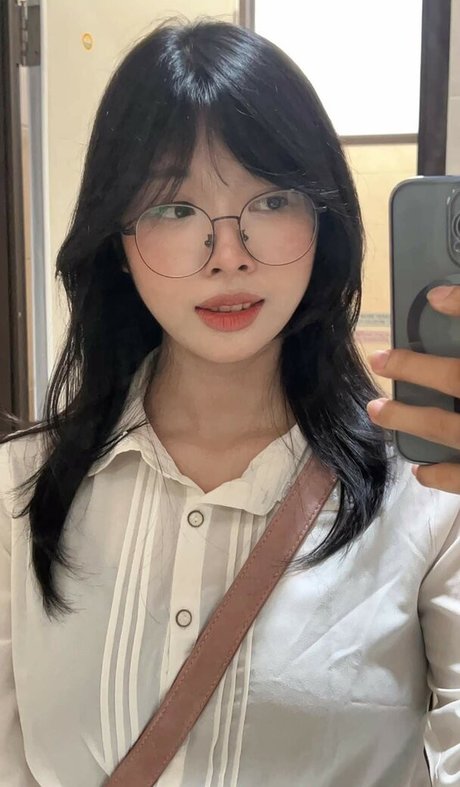 Anizu Chie pornstar beautiful pic