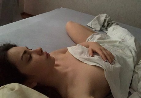 asian small tits onlyfans free naked pictures