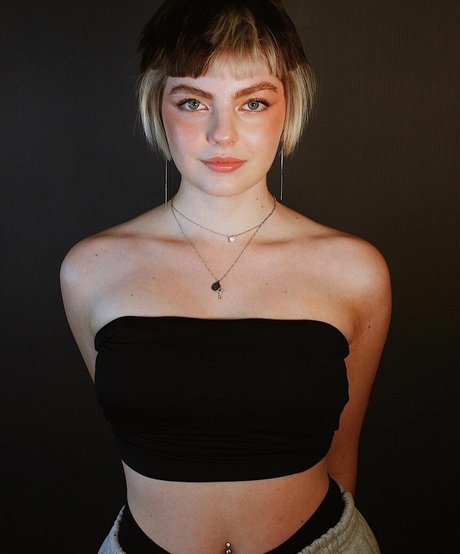 Triz Pariz nudes pornstar image