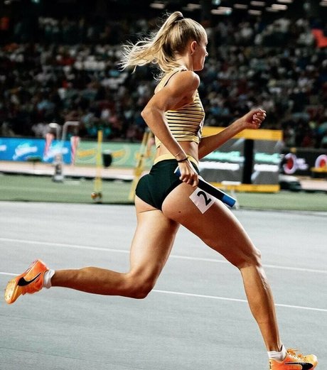 Alica Schmidt model best images