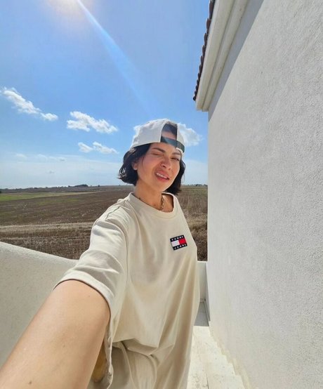 Apostoleanu pornstar nice picture