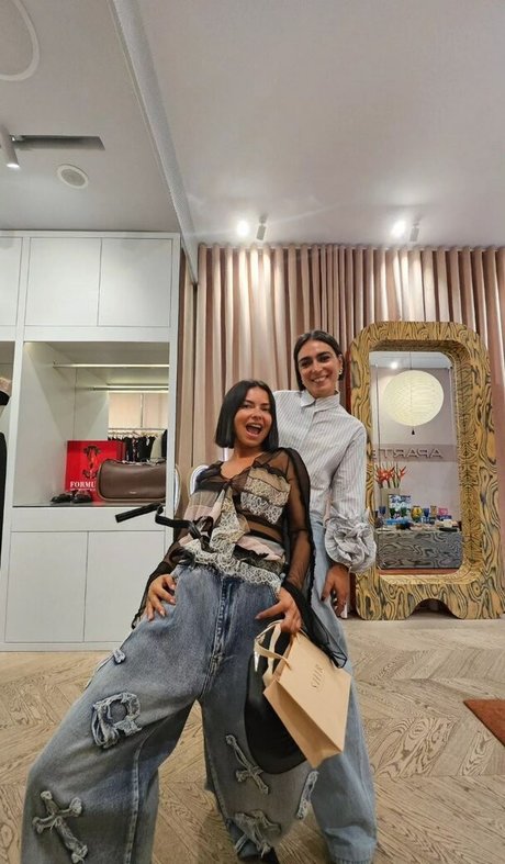 Apostoleanu pornstar beautiful pics