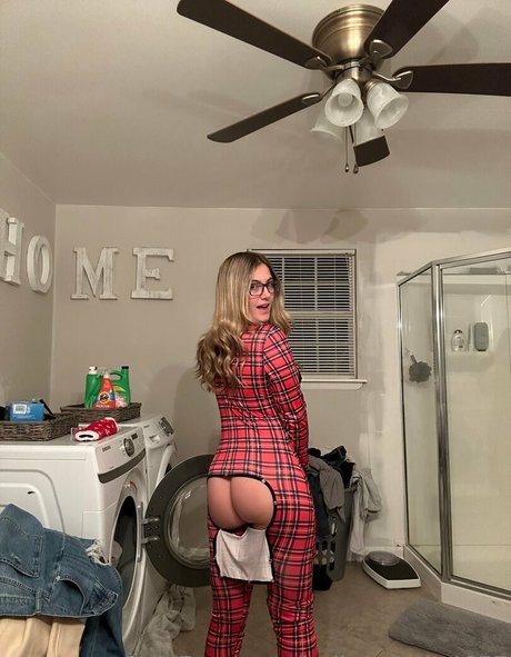 haileymarie4657 erotic pornstar image