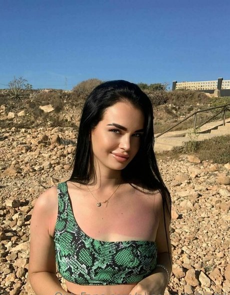 Aliceinadultland model pretty photos