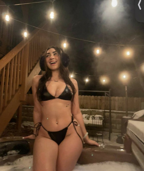 messymamis perfect model photo