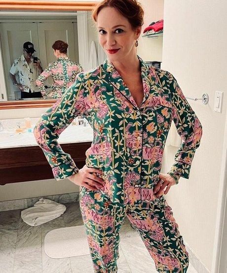 Christina Hendricks high quality star gallery