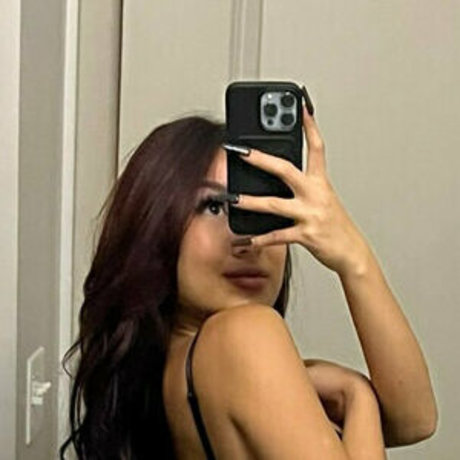 xxrated lux pornstar erotic pictures