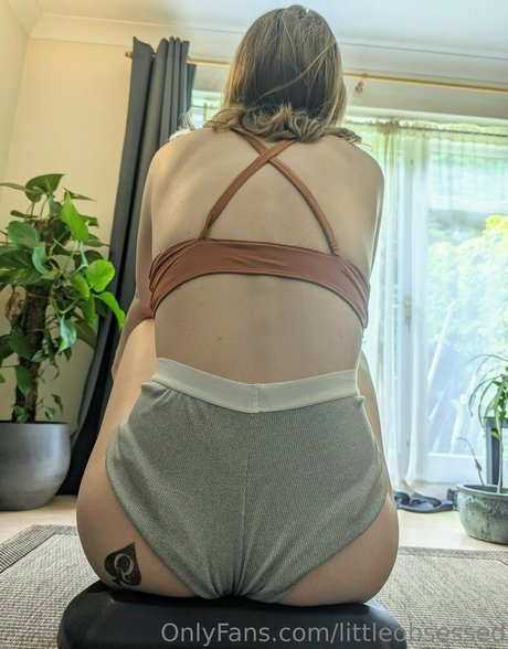 LittleObsessed sexy actress pics