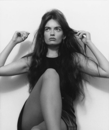 Emma Mackey best model img