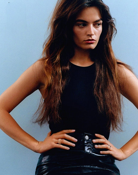 Emma Mackey sexy star galleries