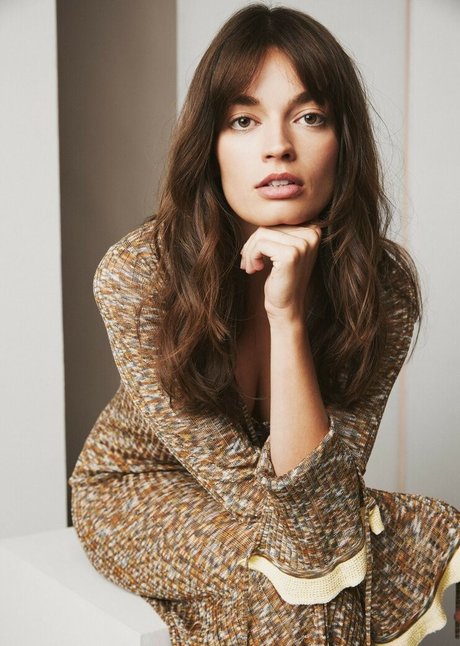 Emma Mackey star erotic archive