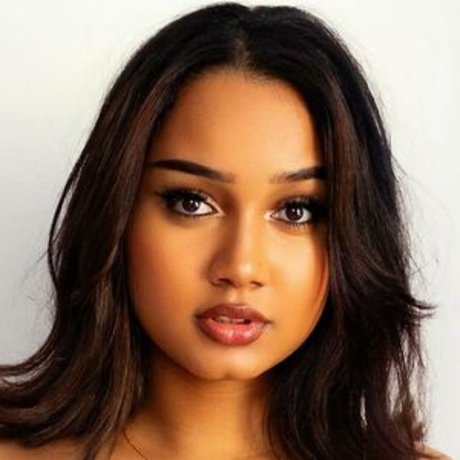 Mari Aminah beautiful star img