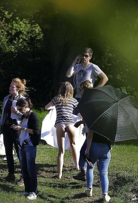 Lily Rose Depp erotic star picture