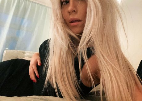 Decadex star art pics