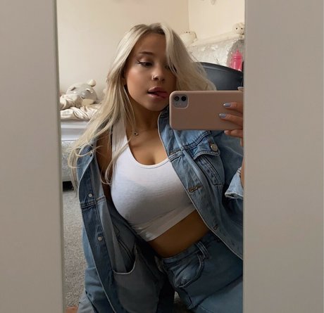 knees onlyfans xxx photo