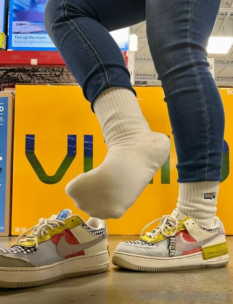 sammysole model top pic