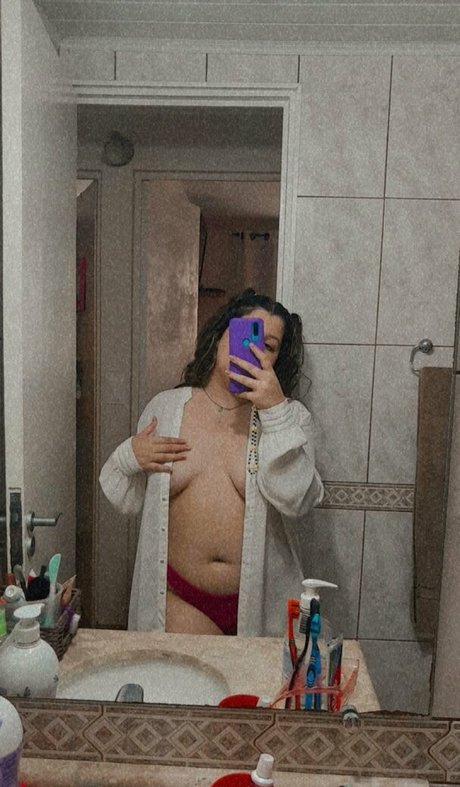 only vibws beautiful actress picture