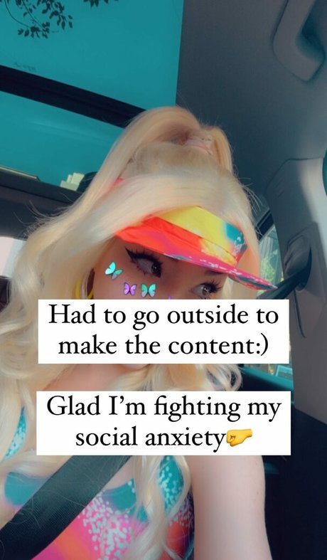 Alice Delish nice model img