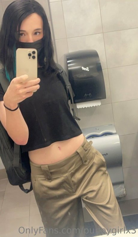 PuppyGirlX3 pornstar beautiful pics