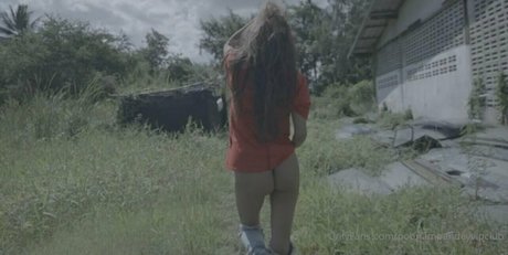 poonampandeytv model perfect galleries