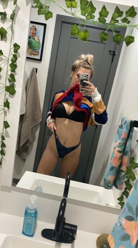 hawaiirae exclusive star image