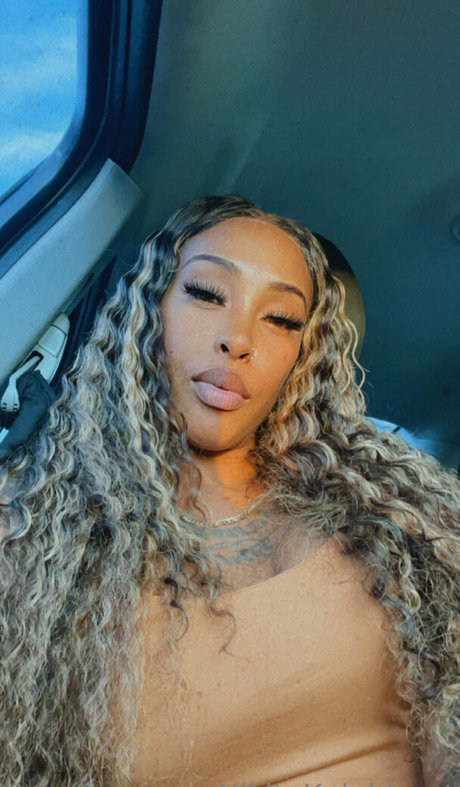 iamnikitaknight nude actress gallery