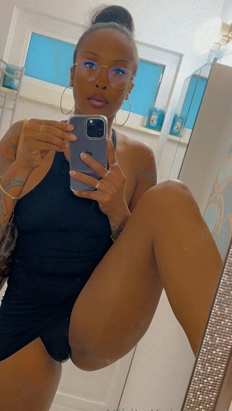 iamnikitaknight pornstar art image