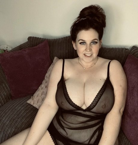 amy yasmine perfect pornstar photo