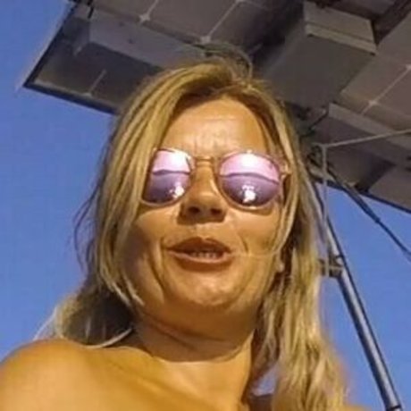 La Vida A Vela model hd archive