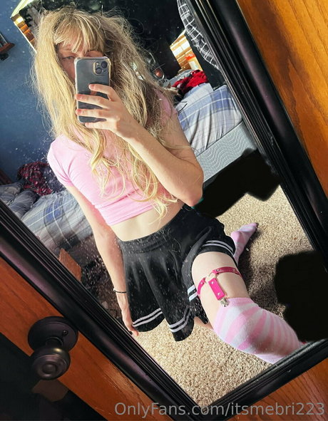 itsmebri223 sex star photo